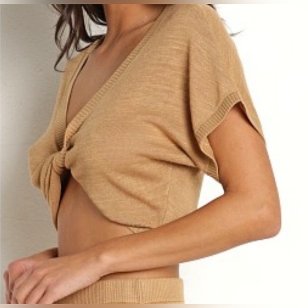 LSpace Riley Top Twist Front Crop Sweater 
Size XS Toffee/Tan NWT